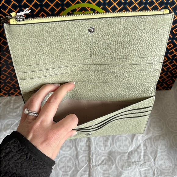 Tory Burch Blake Color Block Slim Envelope Wallet Pastel Yellow Pinefrost Silver - Picture 7 of 10